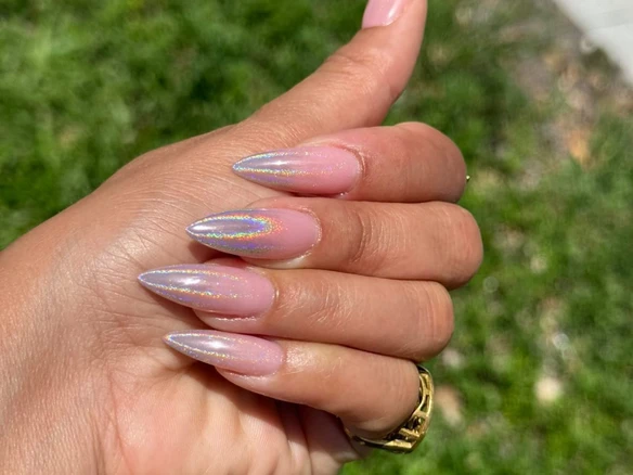 Acrylic nails and nail art in Brickell