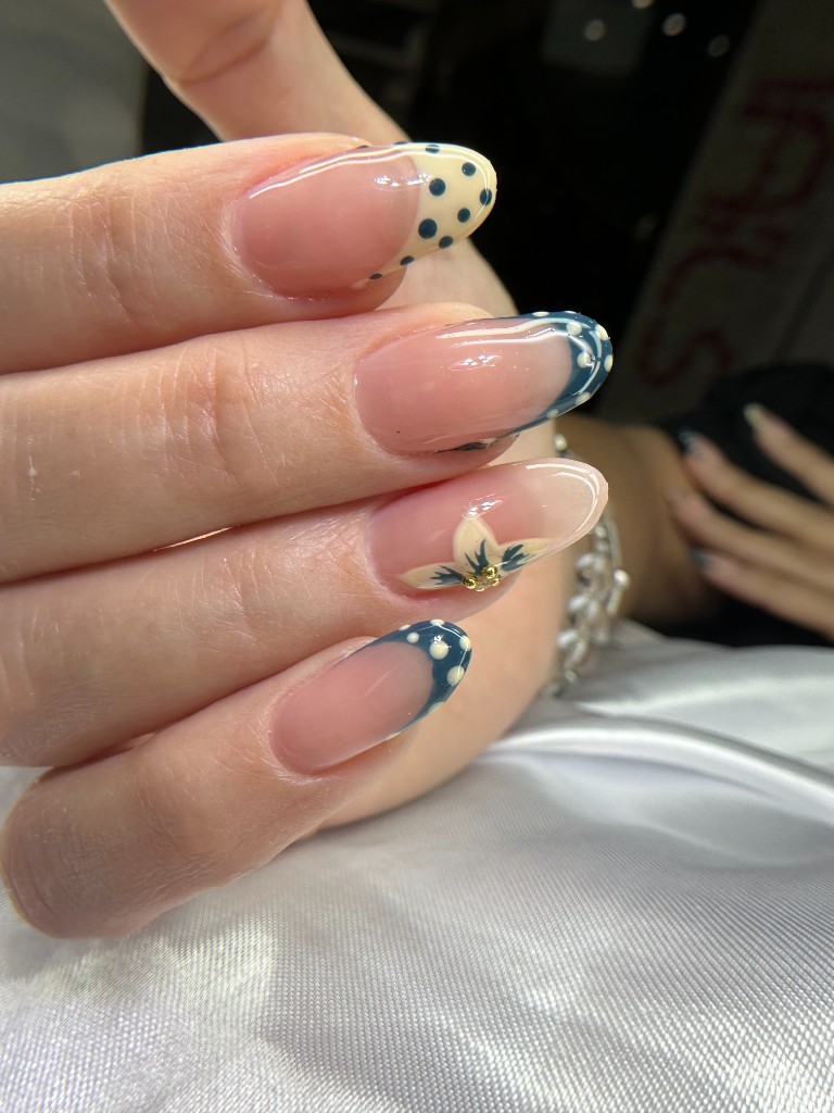 How to make a gel manicure last longer in Miami